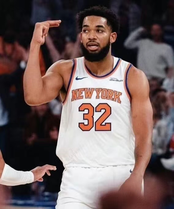 Towns, der netop blev byttet til Knicks i den nye sæson, indvarslede sit eget højdepunkt